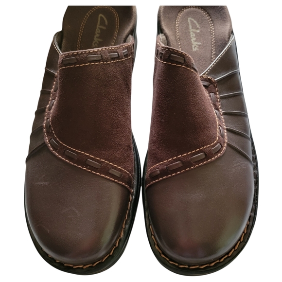 Clarks Shoes - CLARKS | NIB PATTY CAROLINA DARK BROWN FLAT MULES